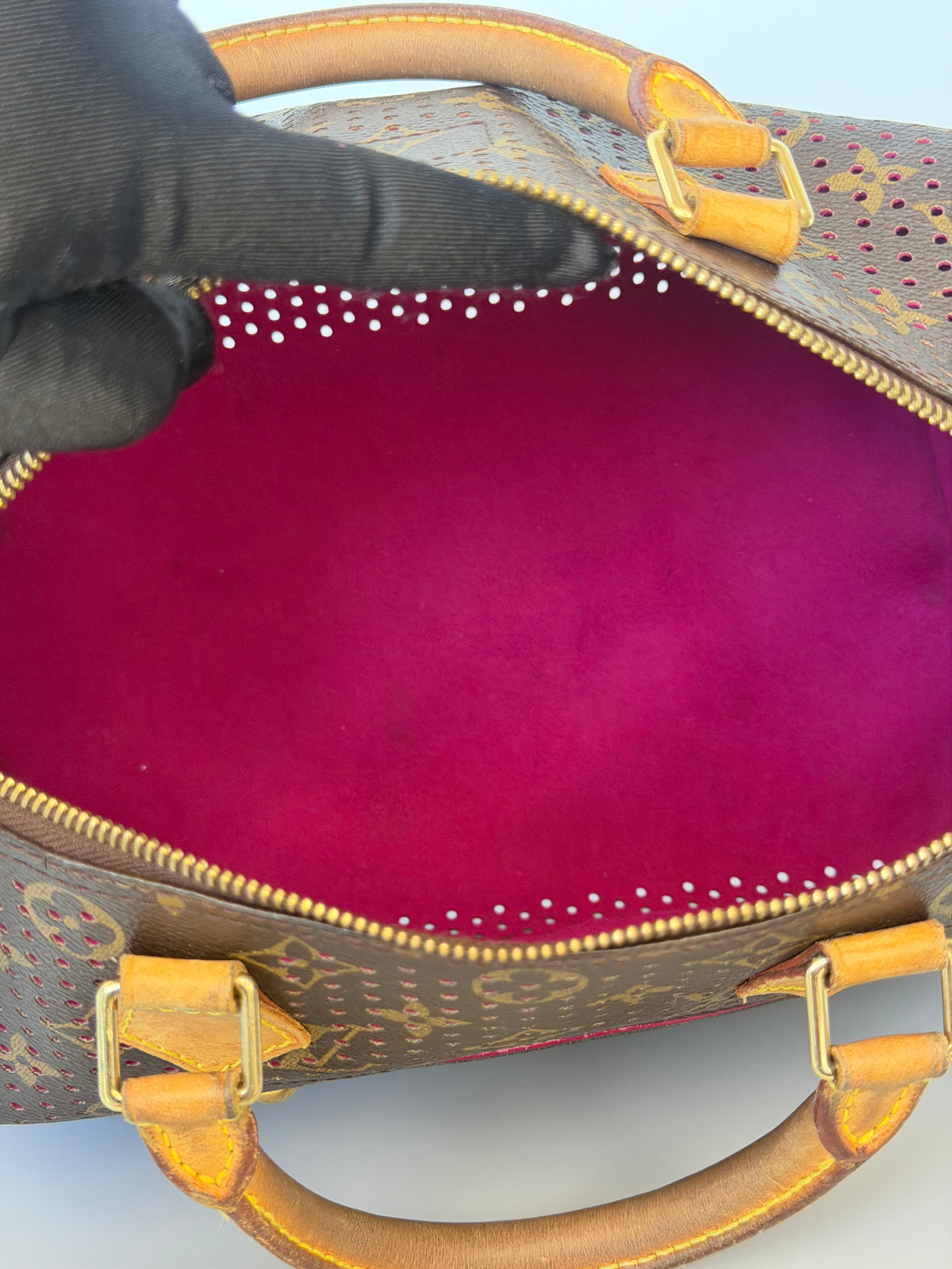 Limited Edition 2006 Louis Vuitton Monogram Perforated Speedy 30 Handbag - Fuschia Interior