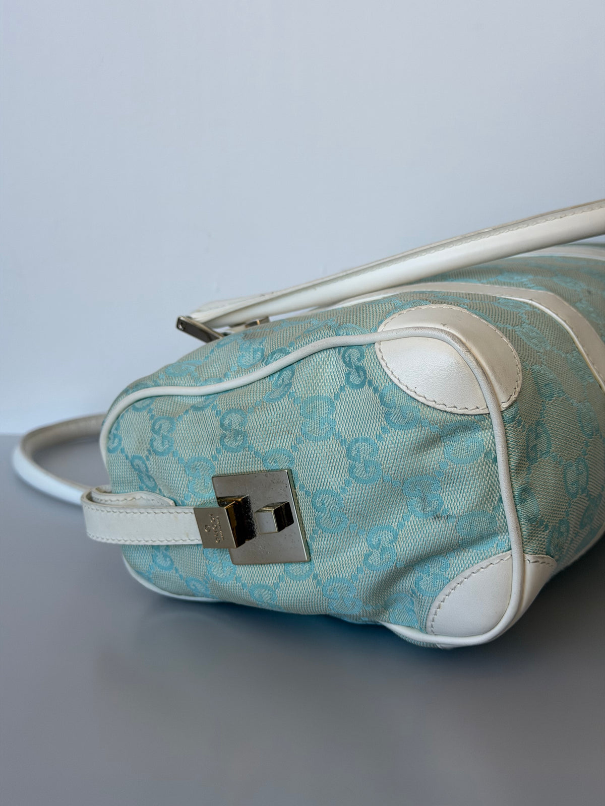 Gucci 2001 GG Canvas Boston Shoulder Bag - Baby Blue