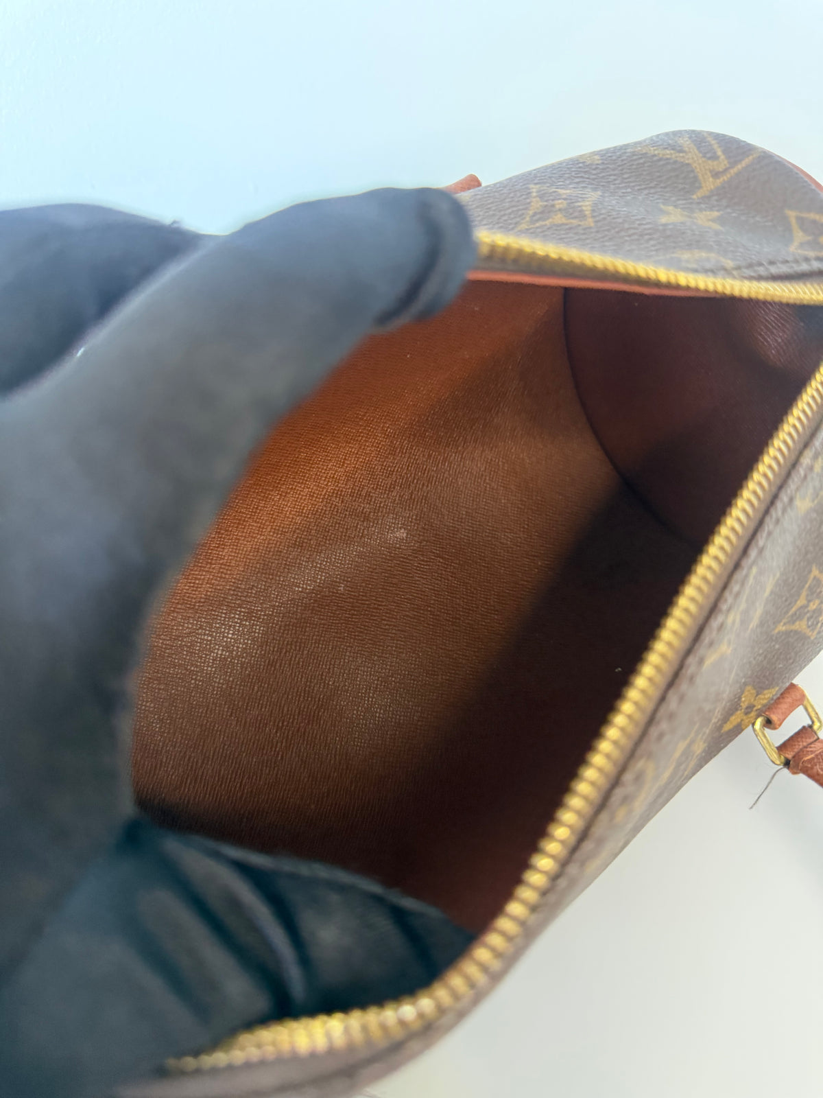 Vintage Louis Vuitton Papillon 26 Barrel Bag