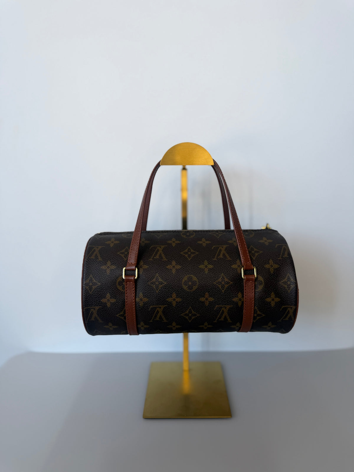 Vintage Louis Vuitton Papillon 26 Barrel Bag