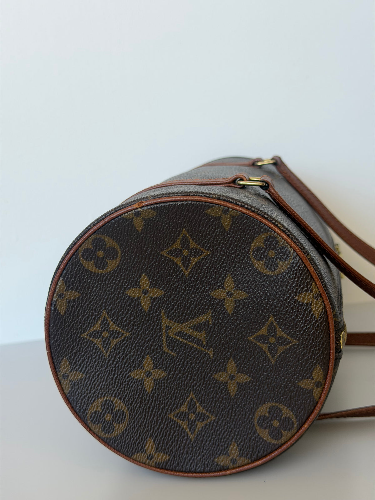 Vintage Louis Vuitton Papillon 26 Barrel Bag