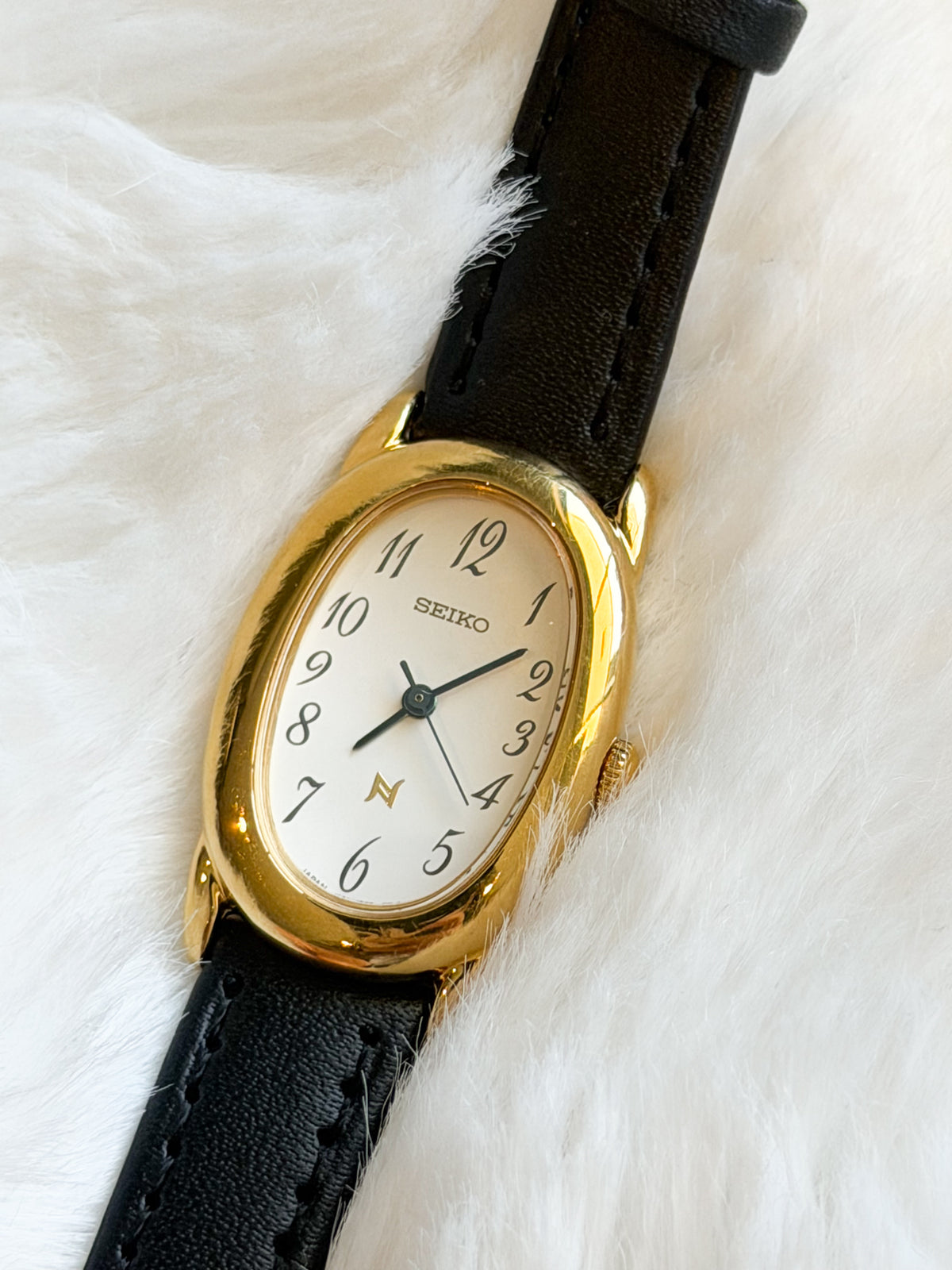 Vintage Seiko “Baignoire” Watch in Black - Mint Condition