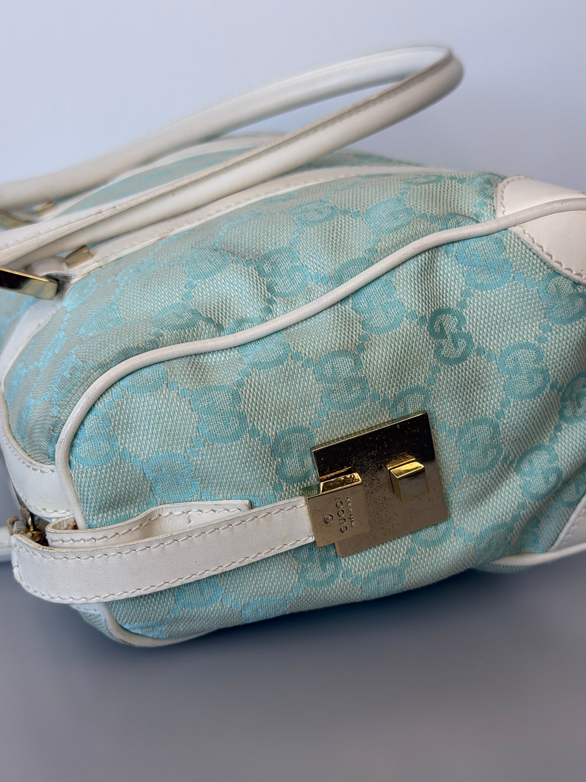 Gucci 2001 GG Canvas Boston Shoulder Bag - Baby Blue